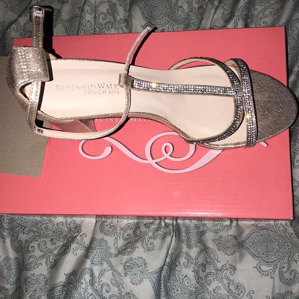 Touch up High heels